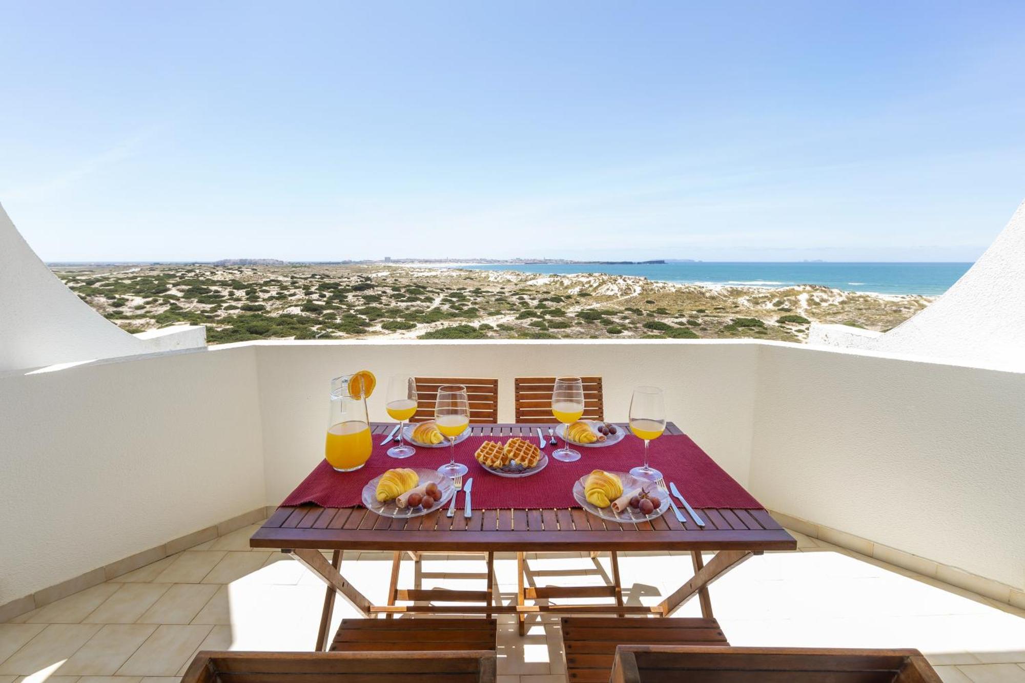 Baleal Balcony Apartment Ferrel  Exterior photo